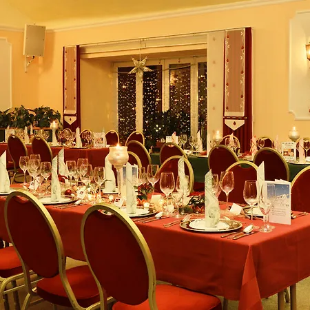 Land-gut-hotel Warnstedter Krug Hotel