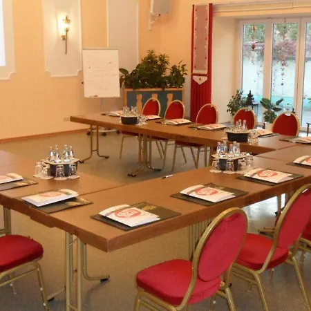 Land-gut-hotel Warnstedter Krug 3*